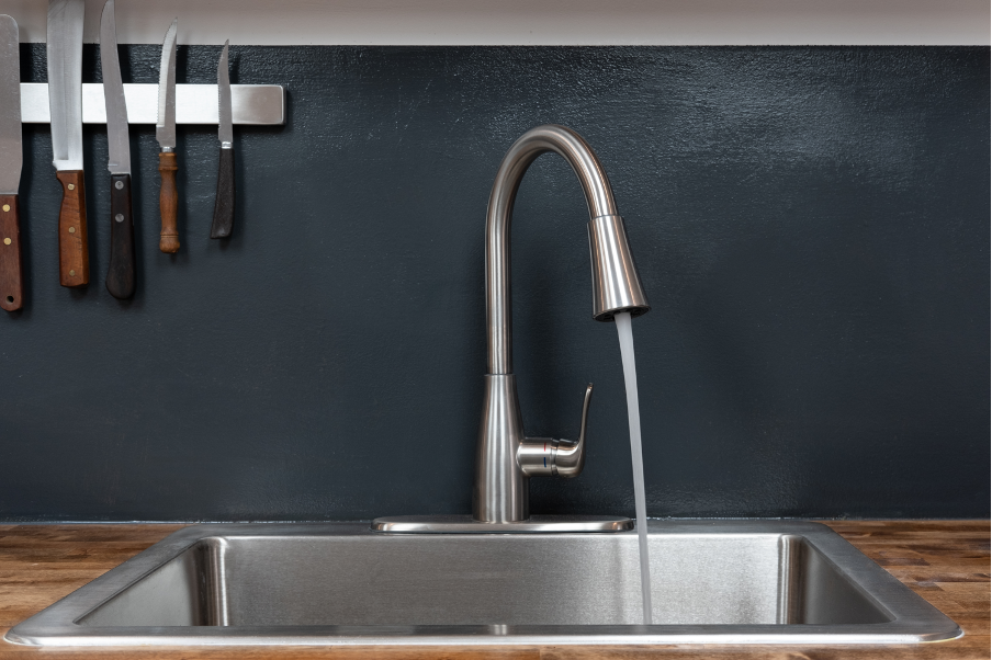 You are currently viewing Five Signs that Your Kitchen Needs Plumbing Work: Insights from a Plumbing, Heating and Air Conditioning Company in McHenry, Illinois