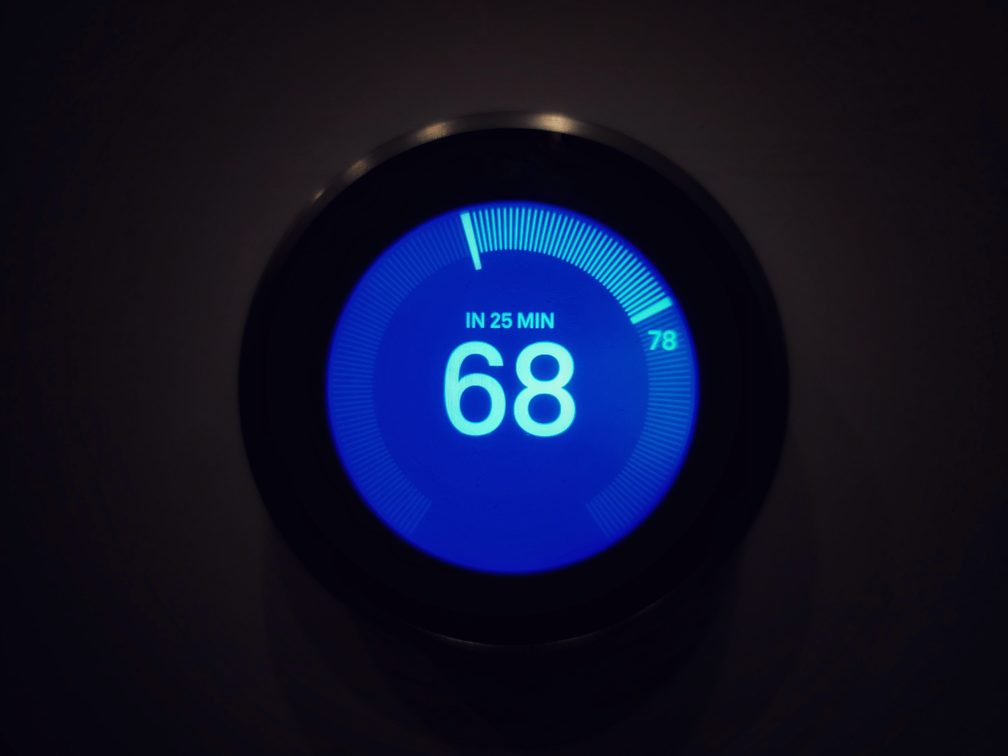 You are currently viewing Reasons to Upgrade to a Smart Thermostat: Insights from a Plumbing, Heating and Air Conditioning Company in South Barrington, Illinois