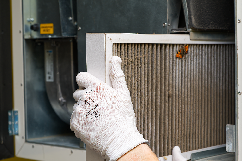 You are currently viewing Why Turn to the Professionals for Your Plumbing and HVAC Needs? Insights from a Plumbing, Heating and Air Conditioning Company in West Dundee, Illinois