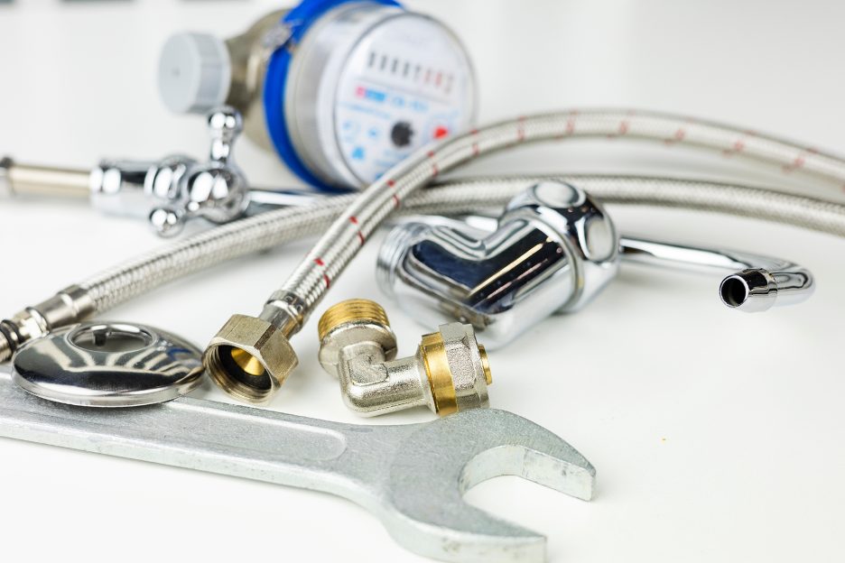 Read more about the article Why DIY Plumbing, Heating and AC Repairs Are Risky: Insights from a Plumbing, Heating and Air Conditioning Company in Schaumburg, Illinois