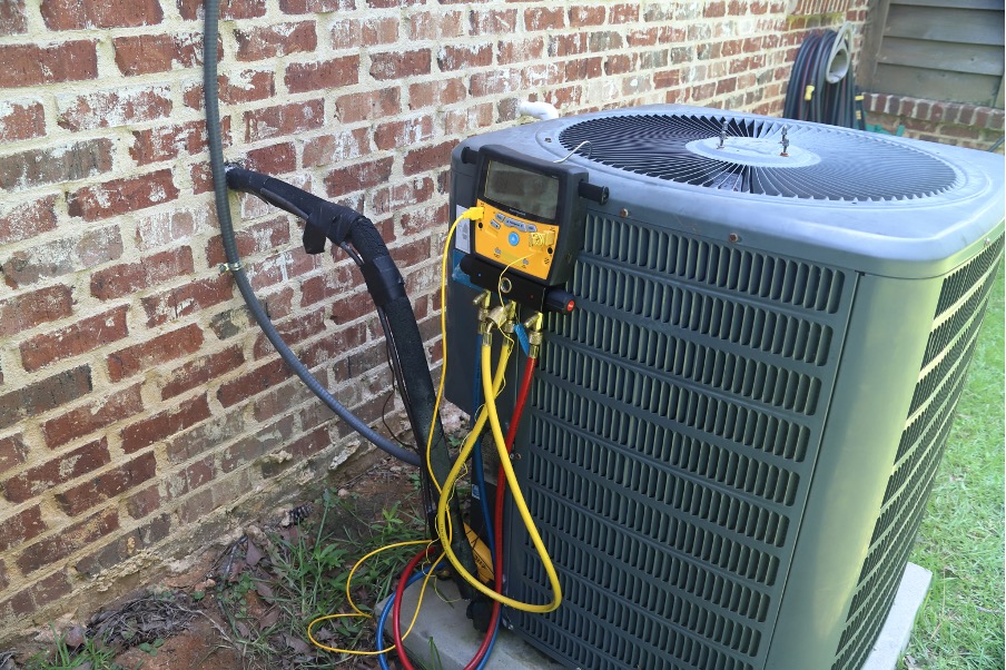 Air conditioning repair in Streamwood, Illinois